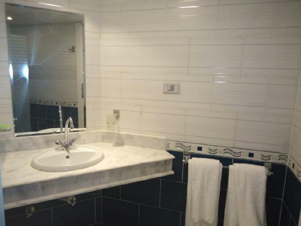 Amigo El-Sokhna Hotel Ajn-Szuhna Kültér fotó