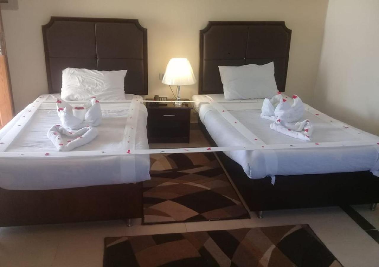 Amigo El-Sokhna Hotel Ajn-Szuhna Kültér fotó